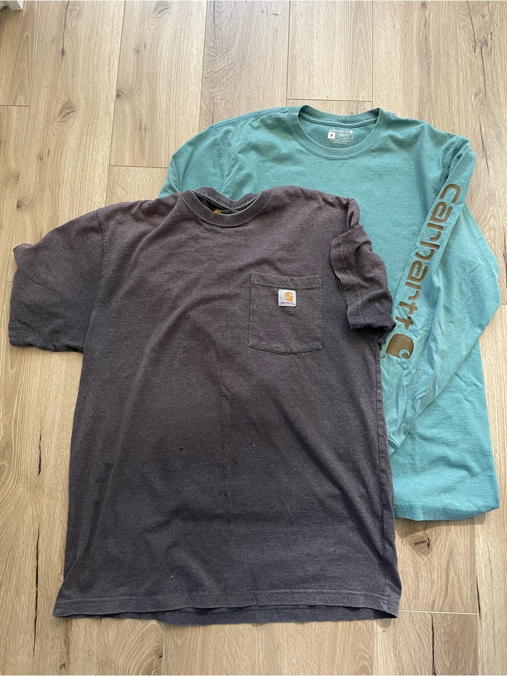 Bundle pair lot two Carhartt heavyweight streetwear workwear k231 and k87 both M